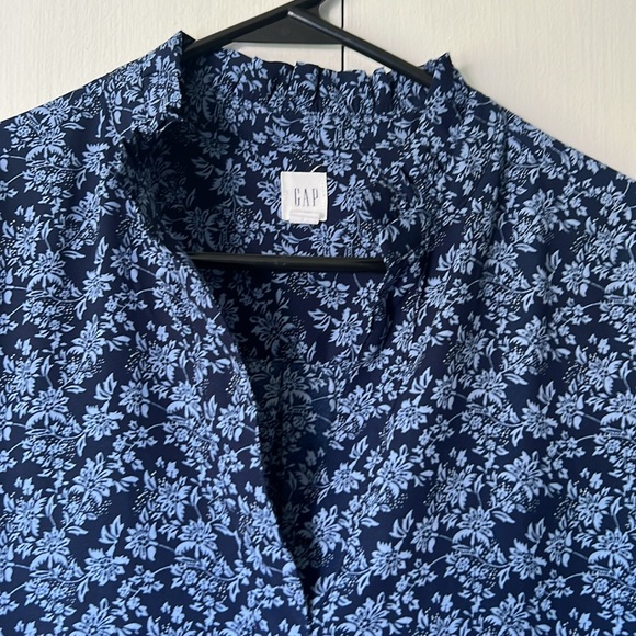 GAP Ruffle Color Split Neck Floral Blouse - Women’s XS - Picture 7 of 15